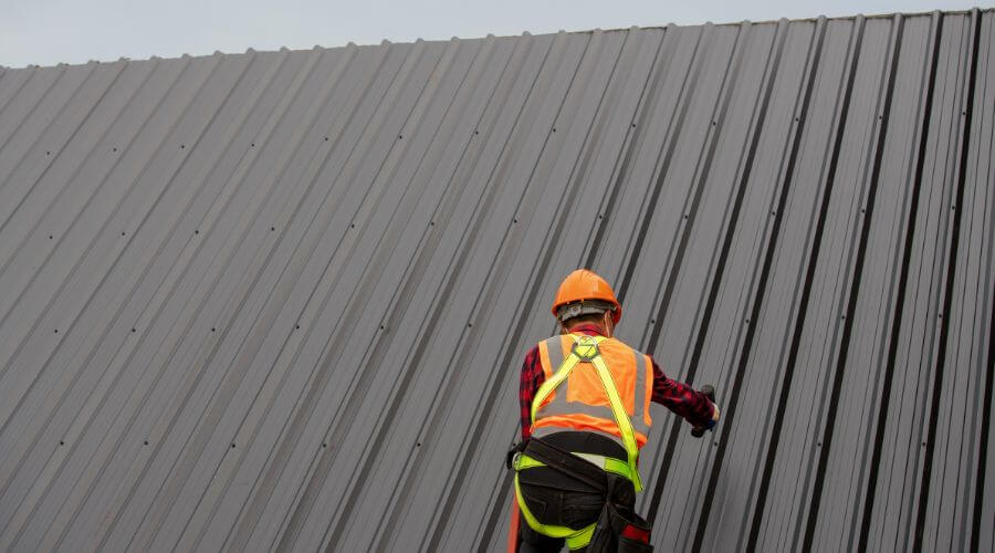 Professional gutter cleaning in Richmond, MN
